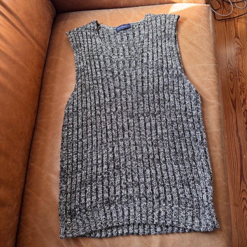Adolfo Dominguez knit sleeveless v neck tank marled Gray Black top linen cotton